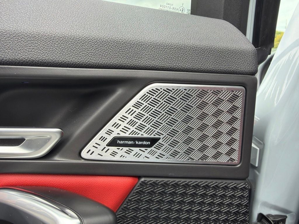 2025 BMW X2 M35i