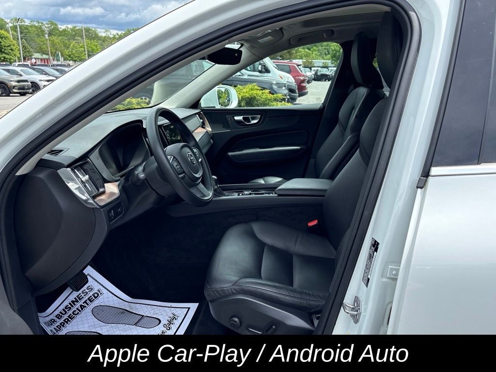 2021 Volvo XC60 T6 Momentum