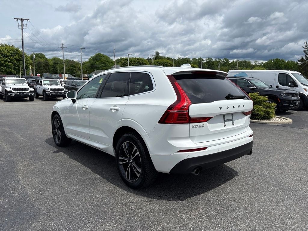 2021 Volvo XC60 T6 Momentum