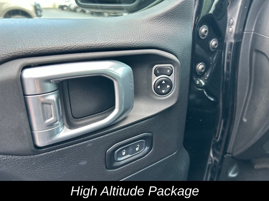 2020 Jeep Wrangler Unlimited Sahara High Altitude