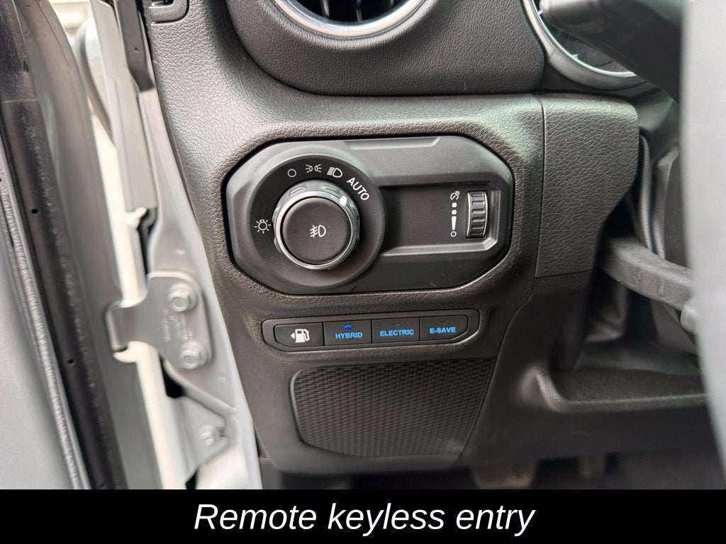 2023 Jeep Wrangler Sahara 4xe
