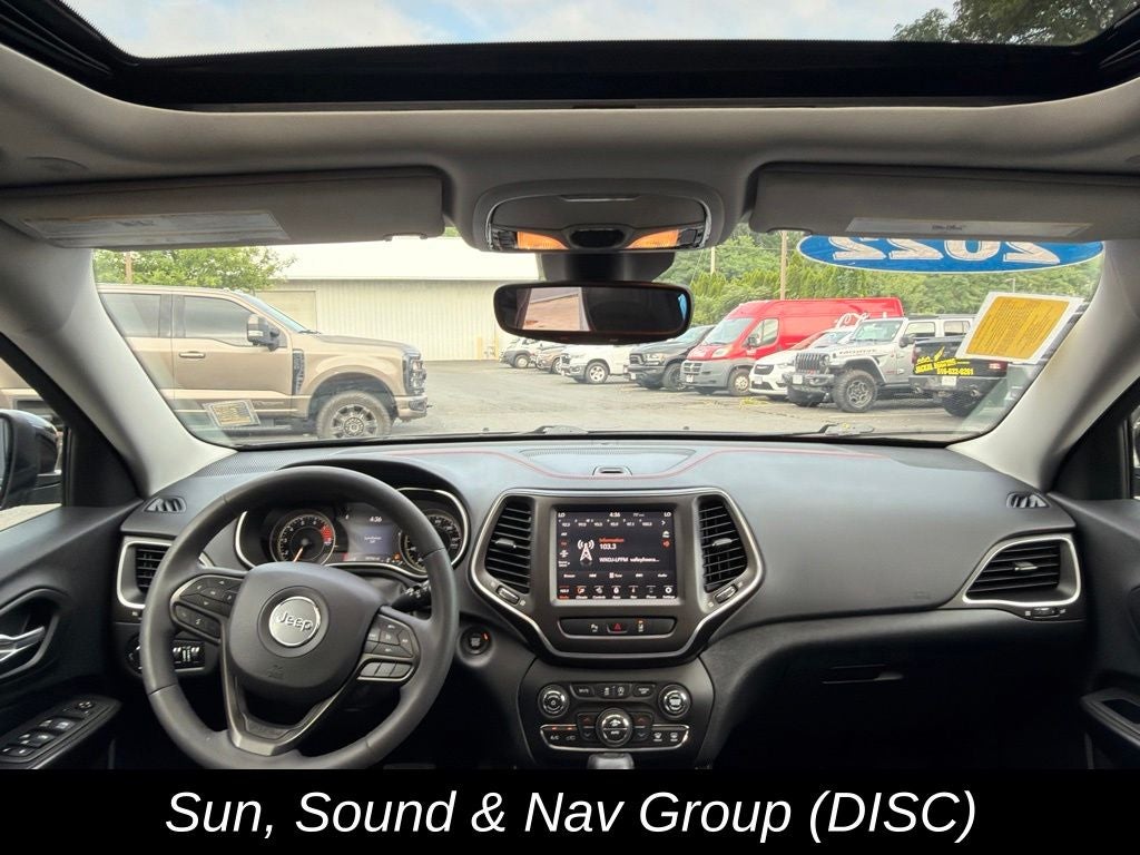 2022 Jeep Cherokee Trailhawk