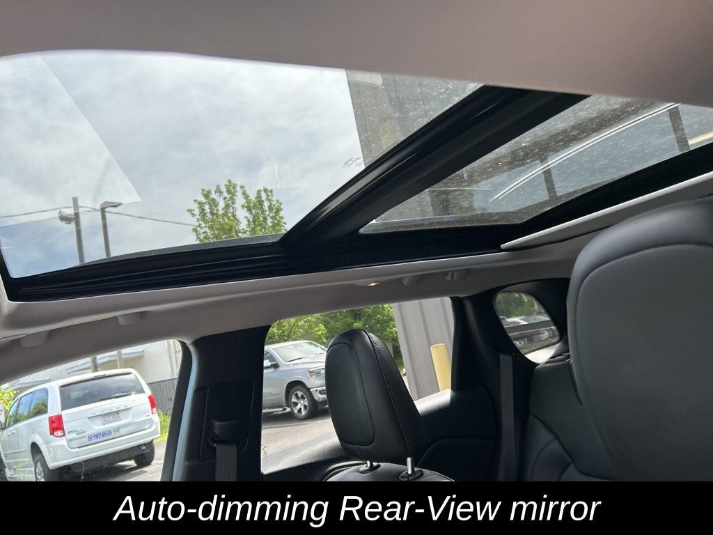 2023 Jeep Cherokee Altitude