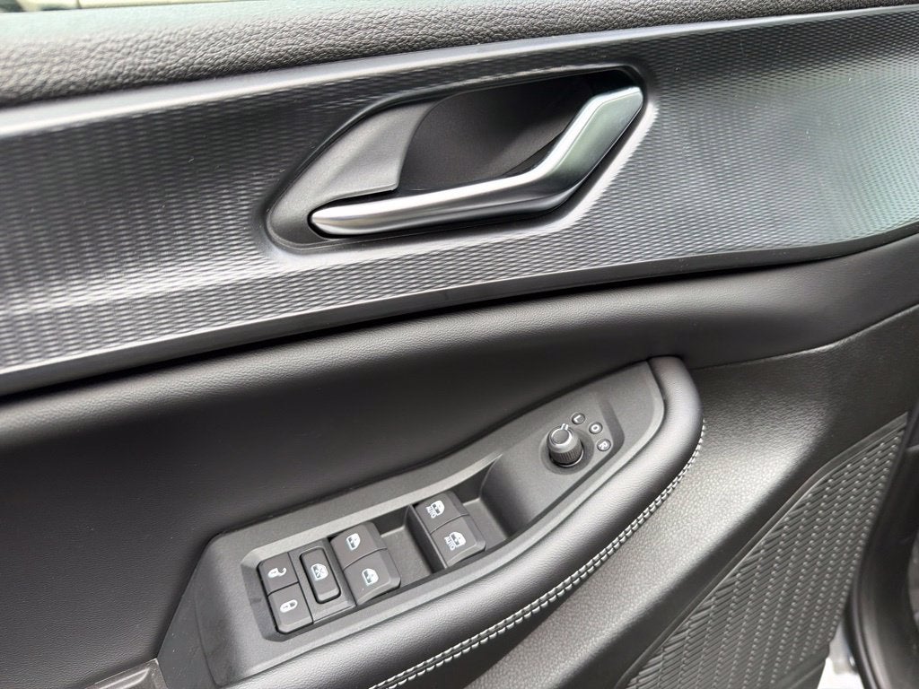 2027 Jeep Grand Cherokee Laredo X