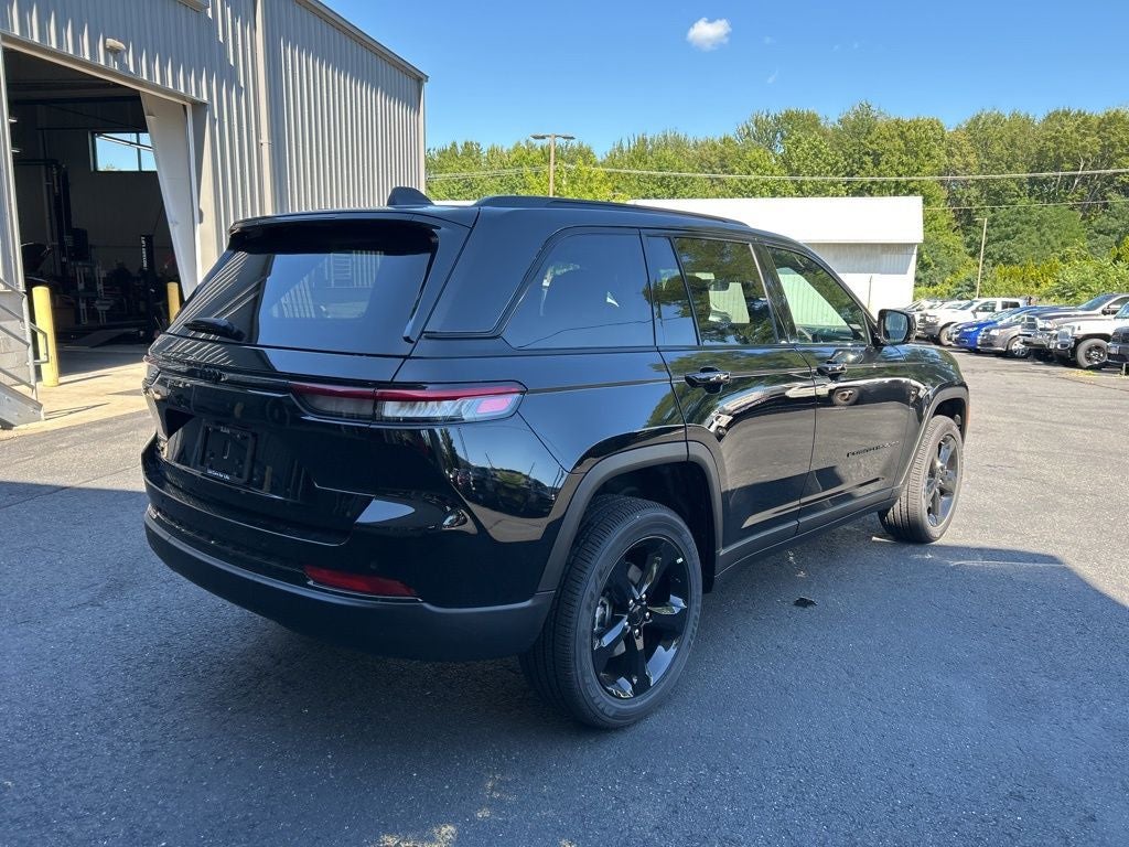 2025 Jeep Grand Cherokee Altitude X
