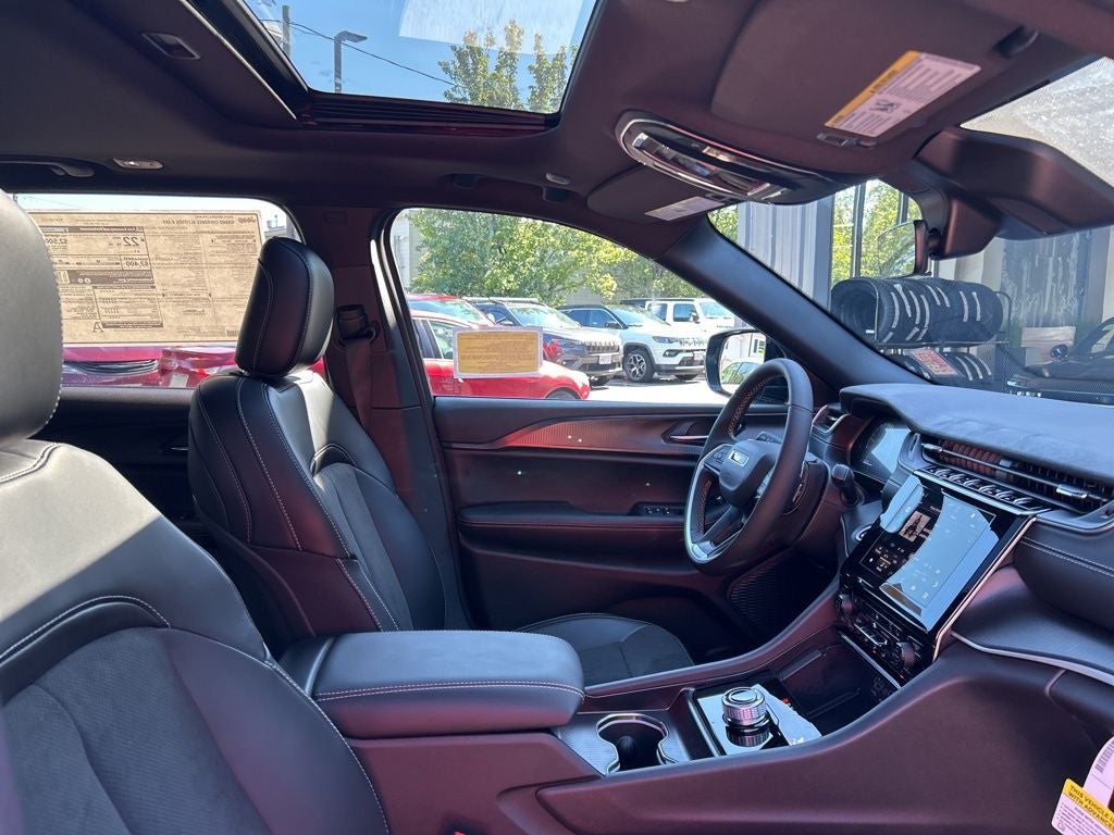 2025 Jeep Grand Cherokee Altitude X