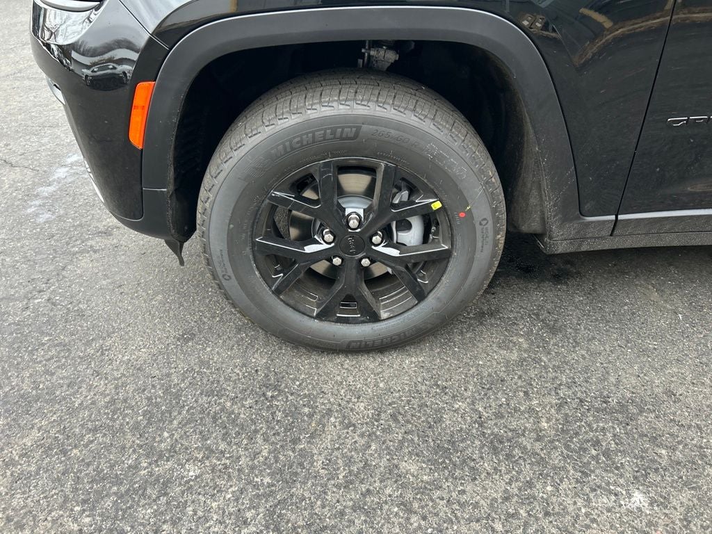 2026 Jeep Grand Cherokee Laredo