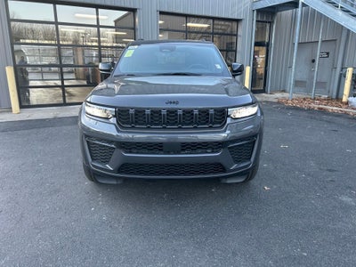 2026 Jeep Grand Cherokee Laredo