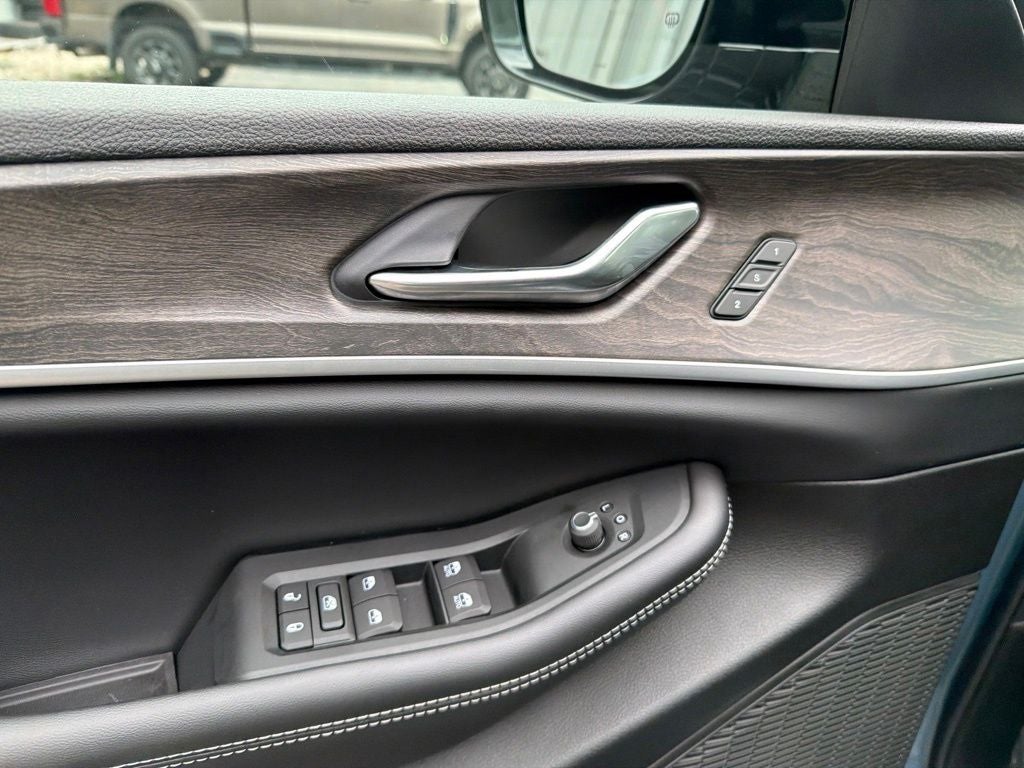 2027 Jeep Grand Cherokee Limited