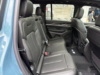 2027 Jeep Grand Cherokee Limited