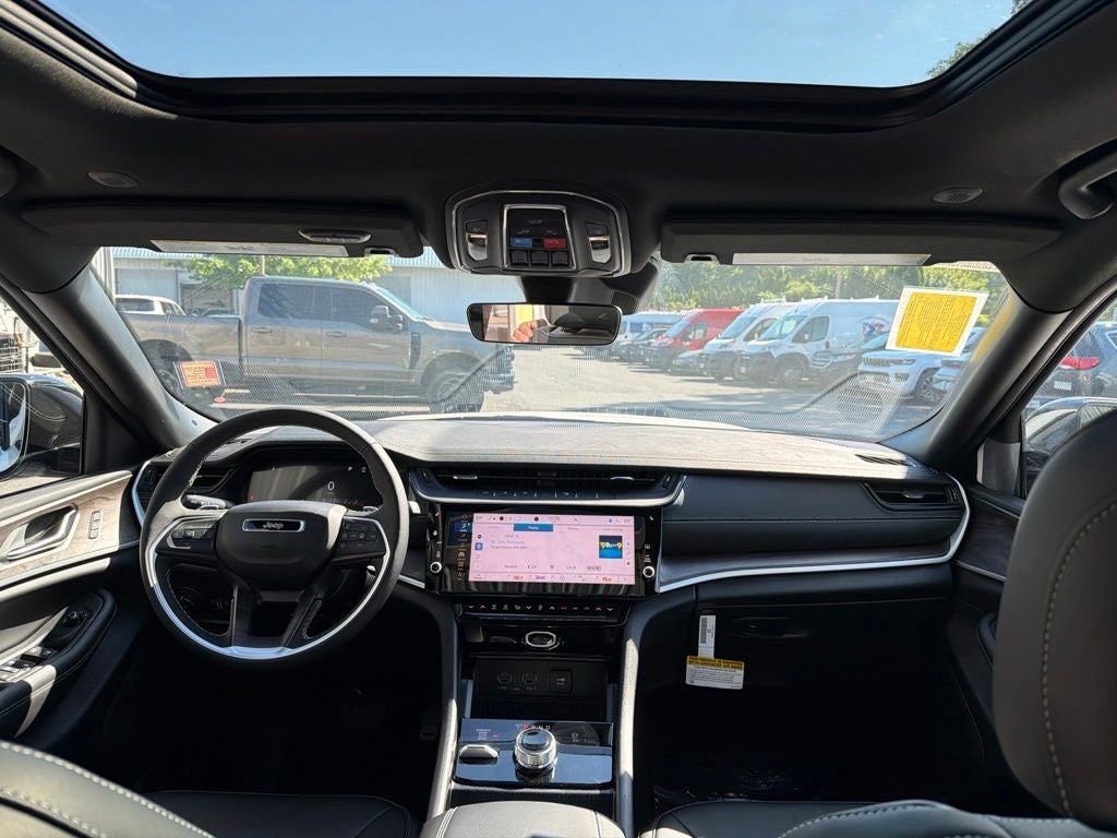 2027 Jeep Grand Cherokee Limited