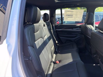 2027 Jeep Grand Cherokee Limited