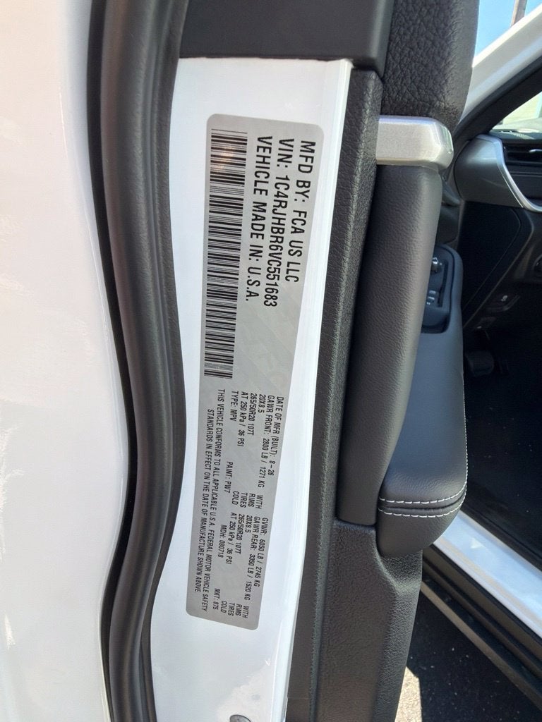 2027 Jeep Grand Cherokee Limited