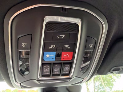 2027 Jeep Grand Cherokee Limited Reserve