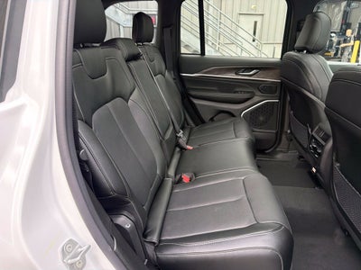 2027 Jeep Grand Cherokee Limited Reserve