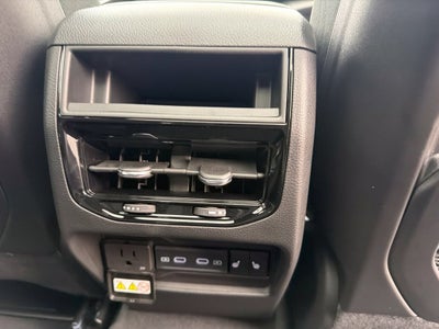 2027 Jeep Grand Cherokee Limited Reserve