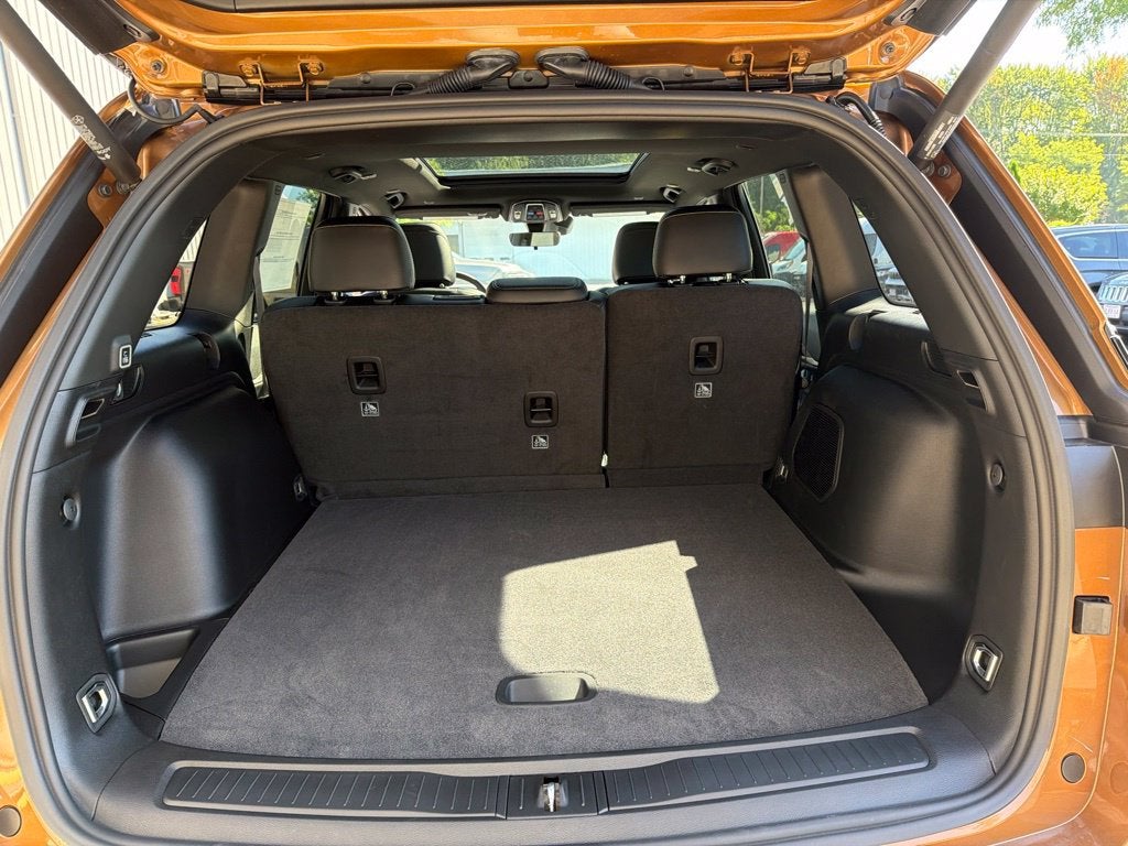 2027 Jeep Grand Cherokee Limited