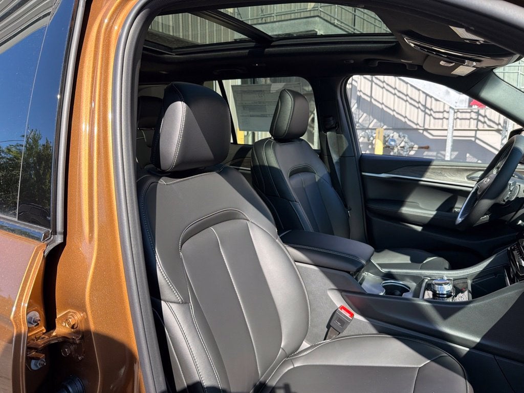 2027 Jeep Grand Cherokee Limited