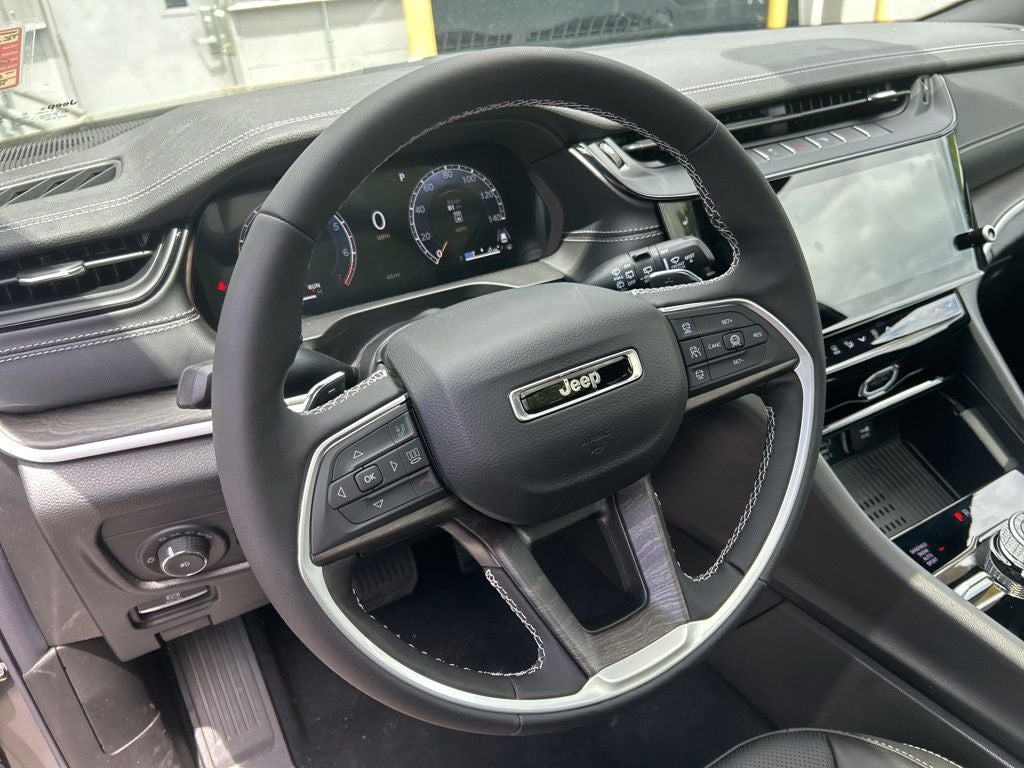 2026 Jeep Grand Cherokee Limited Reserve