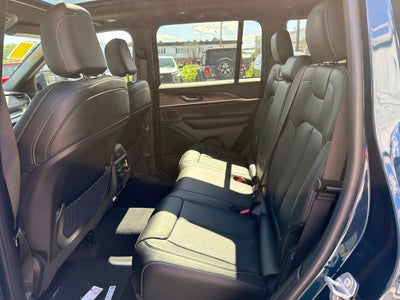 2027 Jeep Grand Cherokee Limited