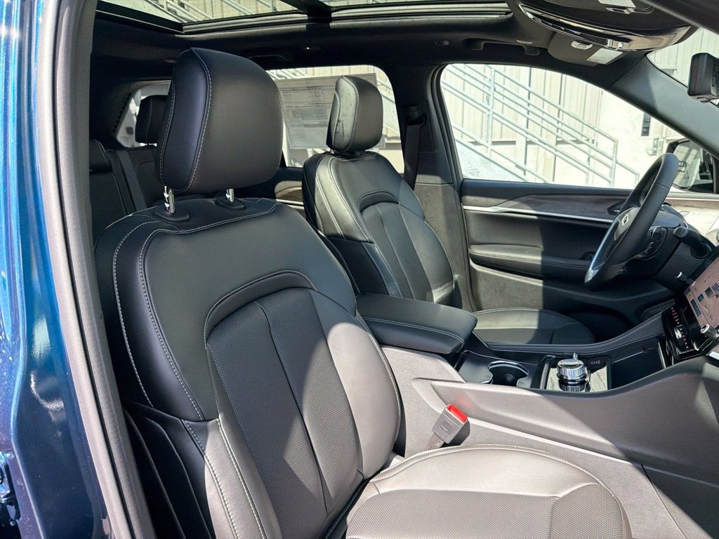 2027 Jeep Grand Cherokee Limited
