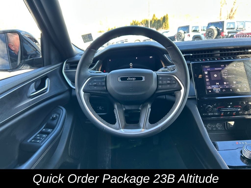 2023 Jeep Grand Cherokee L Altitude