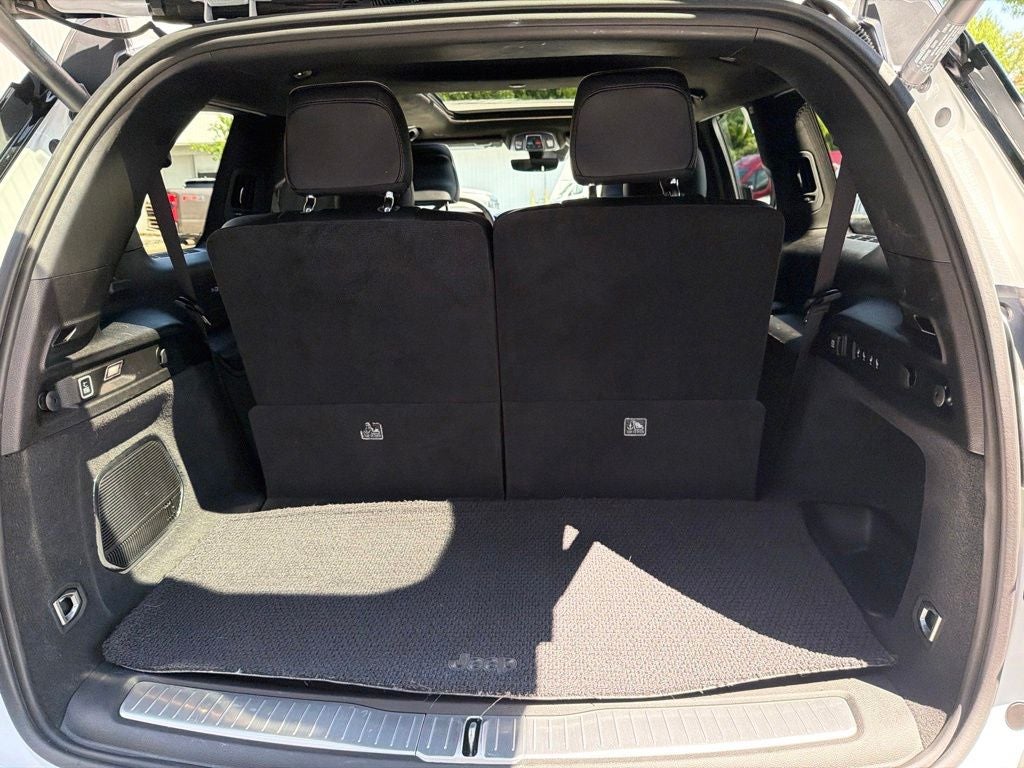 2025 Jeep Grand Cherokee L Summit