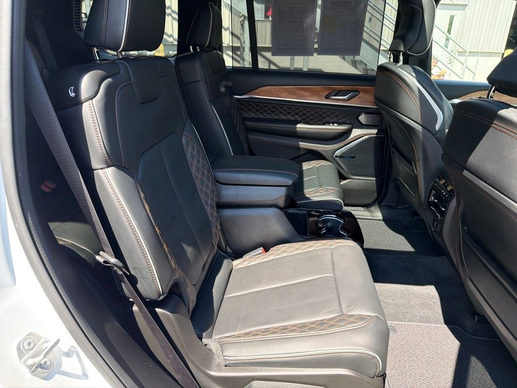 2025 Jeep Grand Cherokee L Summit