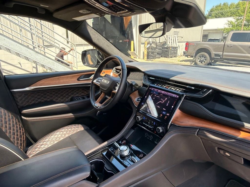 2025 Jeep Grand Cherokee L Summit
