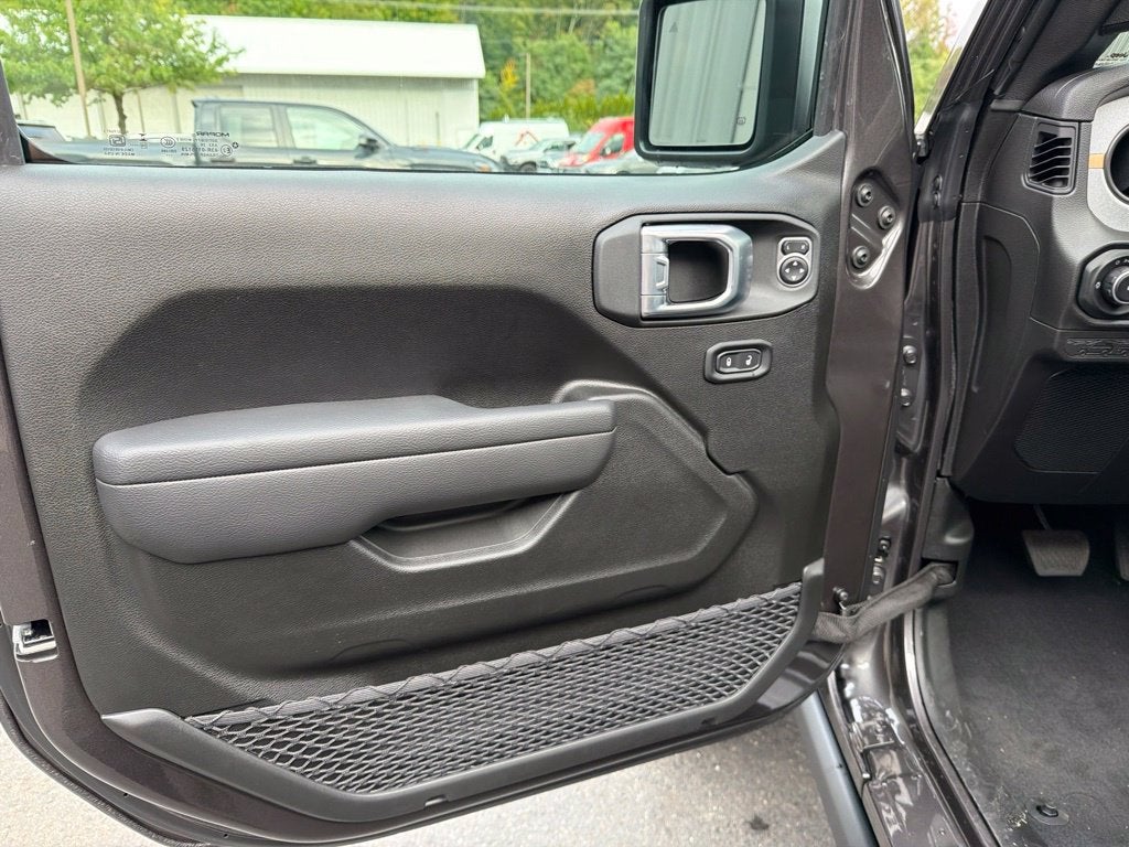 2027 Jeep Wrangler Willys