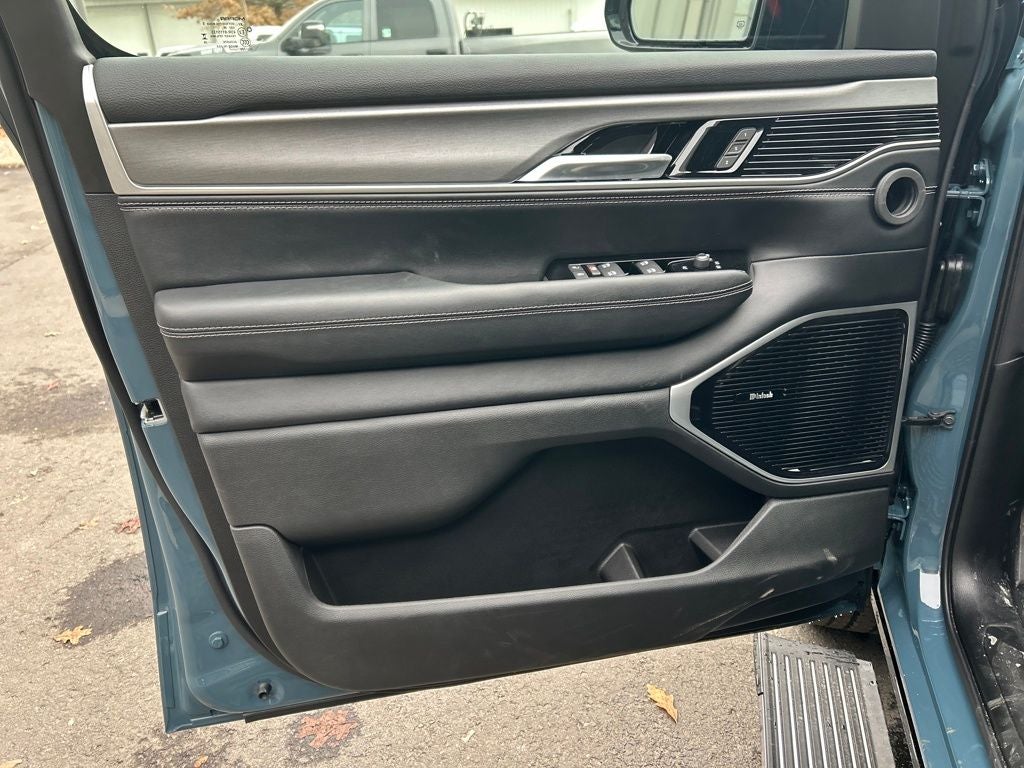 2026 Jeep Grand Wagoneer L Limited Altitude