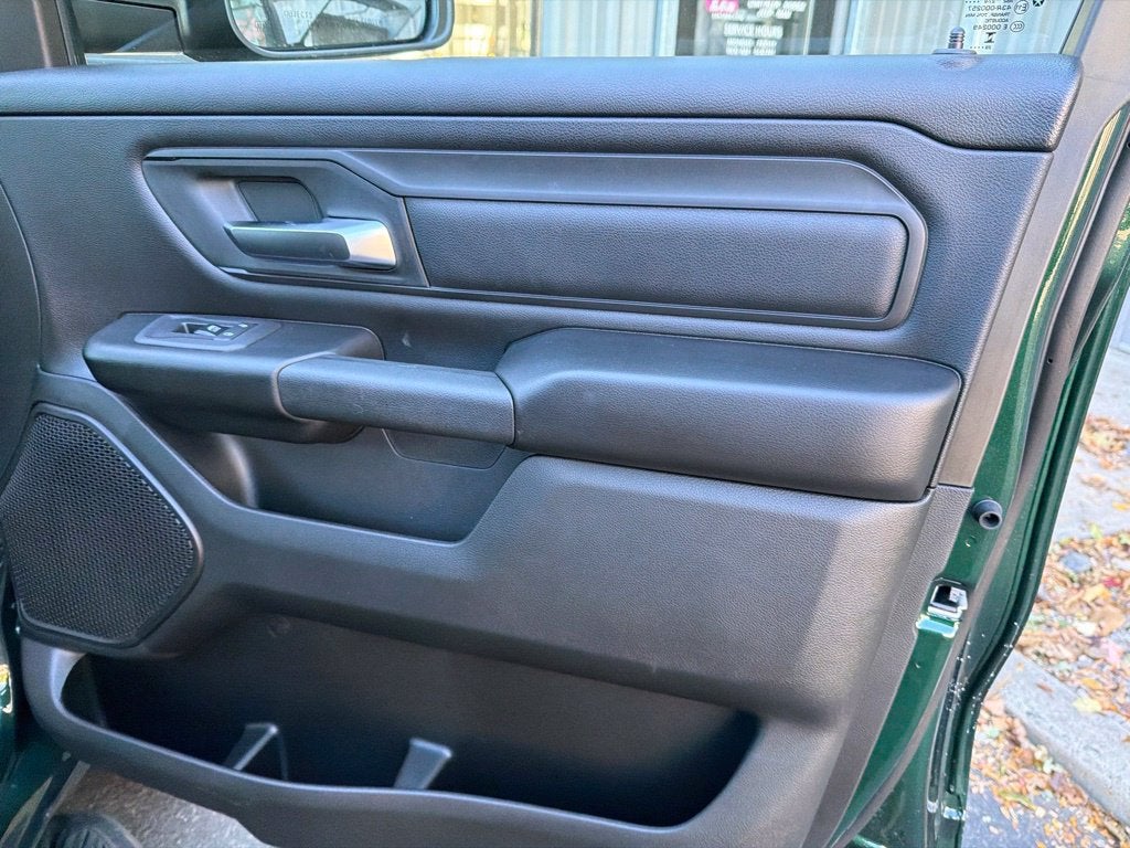 2027 RAM 1500 Express