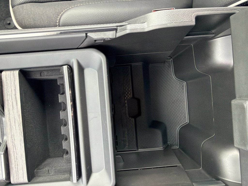 2027 RAM 1500 Limited