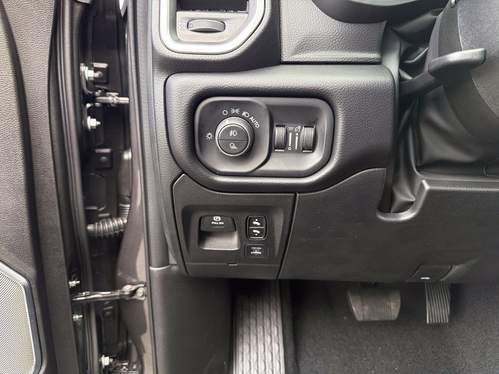2027 RAM 1500 Laramie