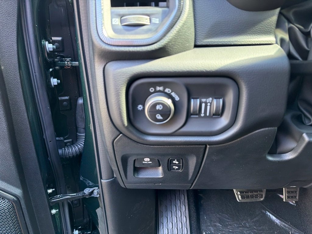 2027 RAM 1500 RHO