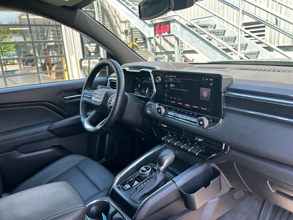 2025 GMC Canyon Elevation