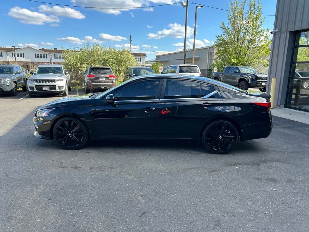 2022 Nissan Altima 2.5 SR