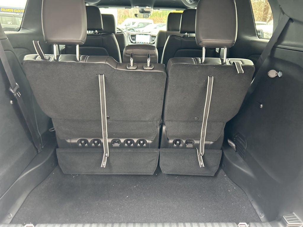 2026 Chrysler Voyager LX