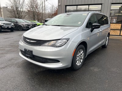 2026 Chrysler Voyager LX