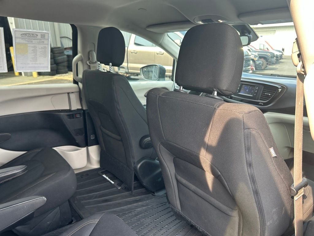 2017 Chrysler Pacifica Touring