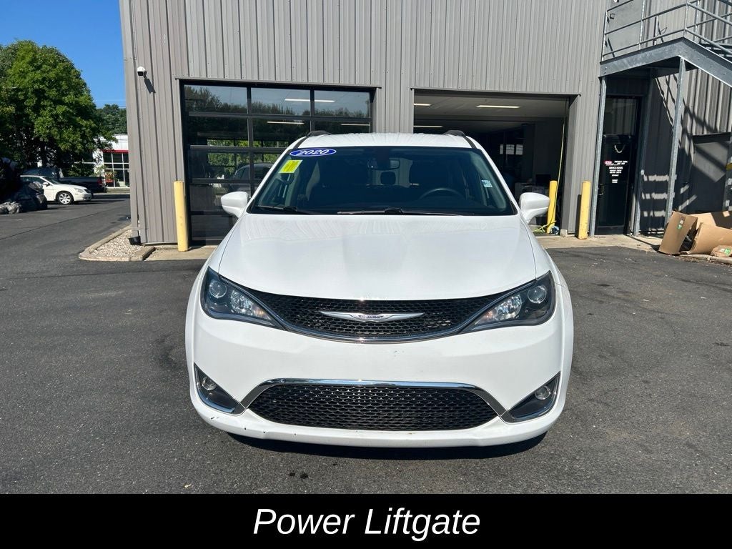 2020 Chrysler Pacifica Touring