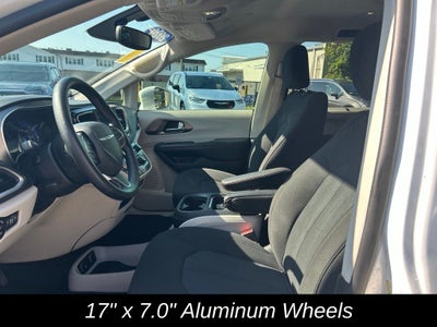2020 Chrysler Pacifica Touring