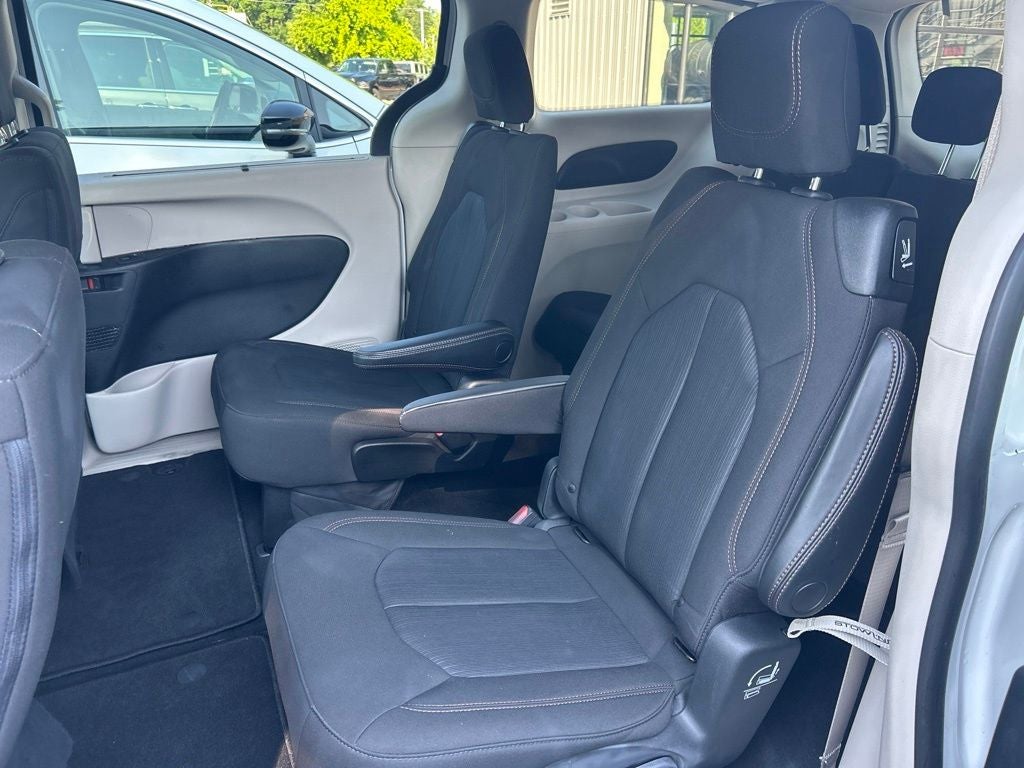 2020 Chrysler Pacifica Touring