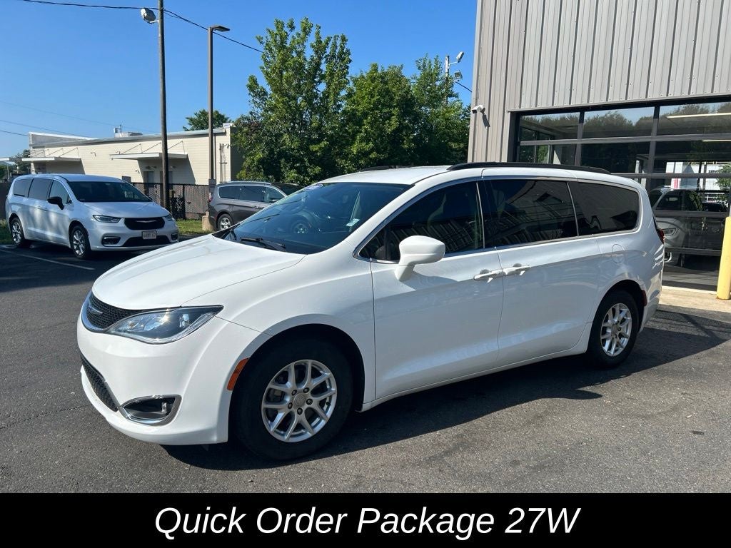 2020 Chrysler Pacifica Touring