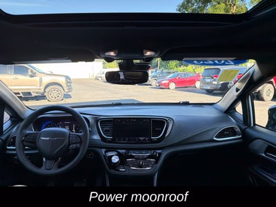 2025 Chrysler Pacifica Limited