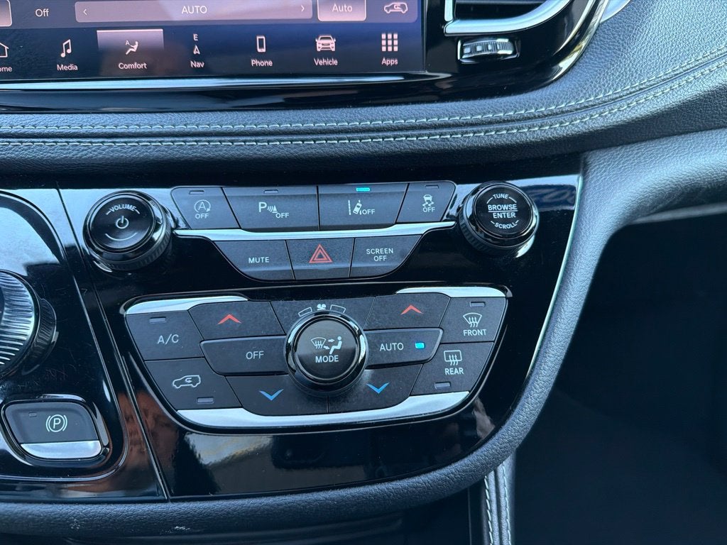 2025 Chrysler Pacifica Limited