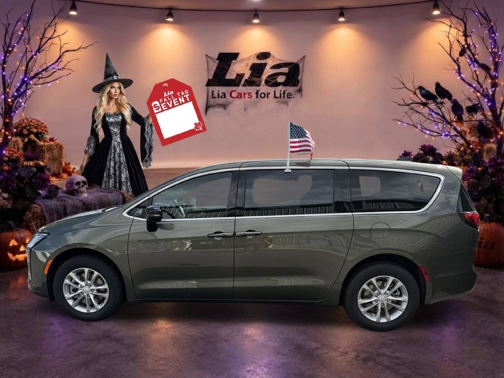 2027 Chrysler Pacifica Select