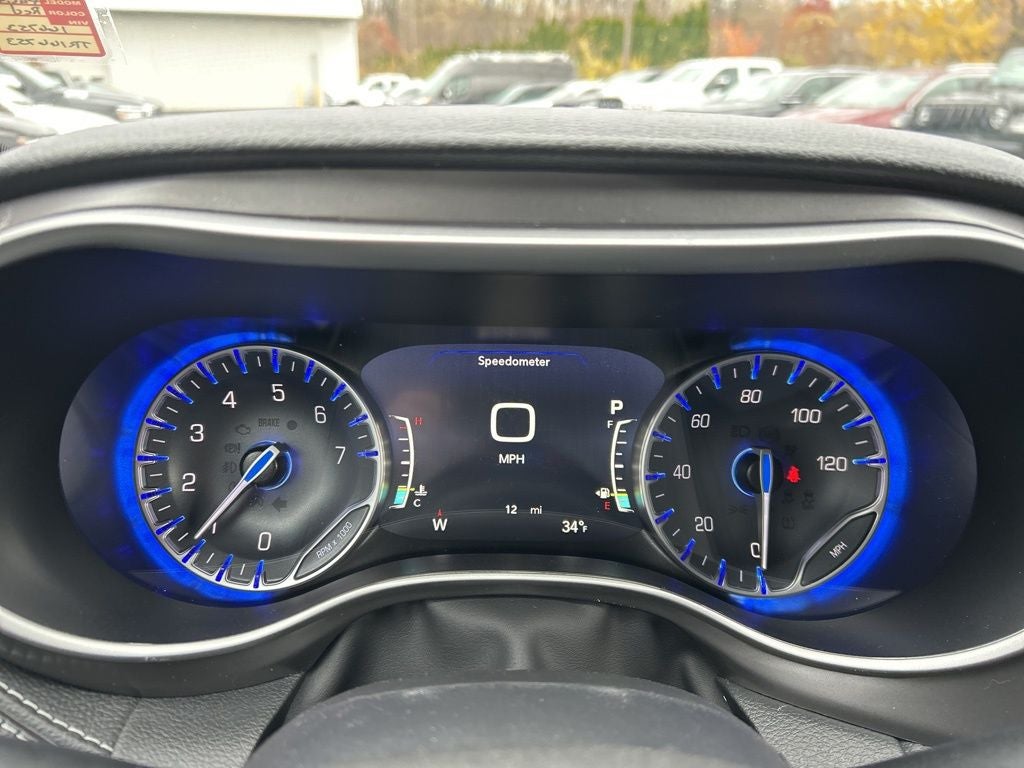 2026 Chrysler Pacifica Select