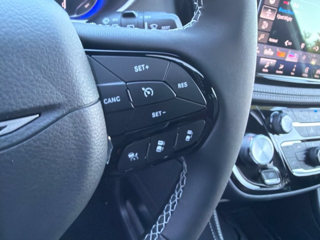 2027 Chrysler Pacifica Limited