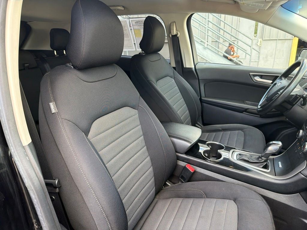 2018 Ford Edge SE